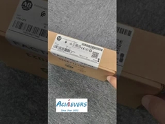 Originale Allen-Bradley 1756-OF8
