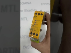 PILZ PNOZ X1 Relais di sicurezza di arresto di emergenza