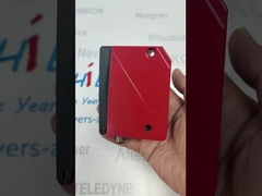 Sensore diffuso Leuze HRT 96MP-1630-800-41 con soppressione dello sfondo