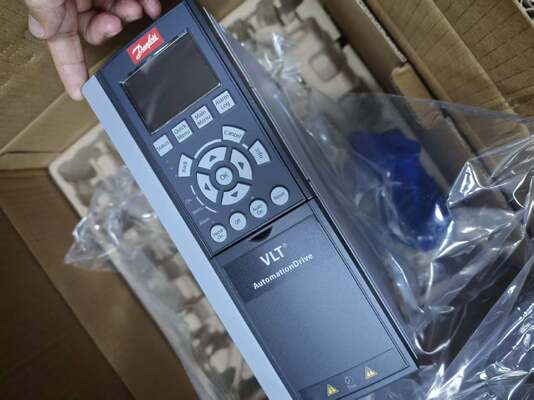 Danfoss FC-302 VLT AutomationDrive Inverter di Frequenza