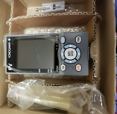 UT32A-000-11-00 YOKOGAWA Instruments Controller di indicazione digitale