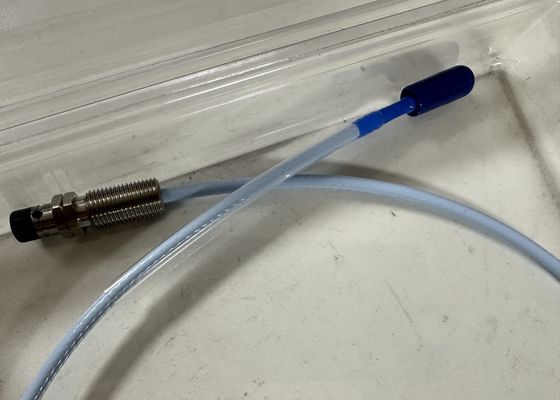 330106-05-30-05-02-00 3300 XL 8 mm Sonde di montaggio inverso 0,5 metri (1.6 piedi)