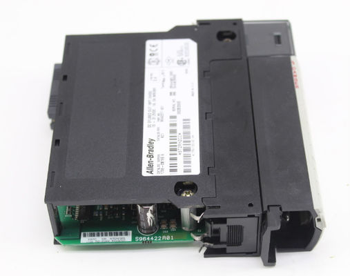 1756-OB16E Allen Bradley ControlLogix Modulo D/O a 16 punti Voltaggio 12-24 Volt DC