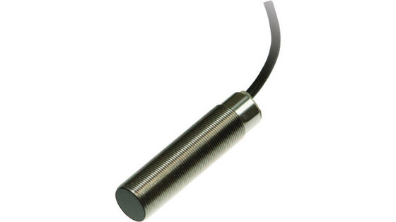 PEPPERL FUCHS 8 mm sensore capacitivo di scarico CBB8-18GS75-E2 per il rilevamento preciso