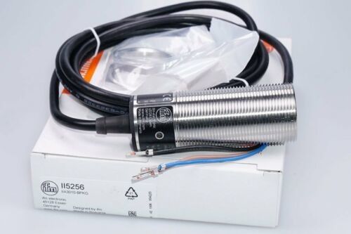 Sensore induttivo IFM II5256 IIA3010-BPKG per il posizionamento preciso della macchina su apparecchiature
