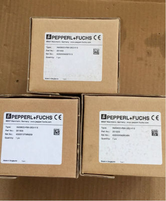 Sensore di inclinazione Pepperl Fuchs INX360D-F99-I2E2-7M con materiale di alloggiamento PA