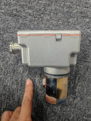 Sensore di fiamma ad alta sensibilità per il rilevatore di fiamma del bruciatore SIEMENS QRA10M.C