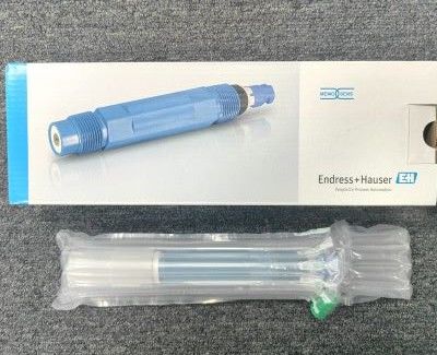 ENDRESS HAUSER CPF81E Sensore di pH Materiale elencato dalla FDA e certificazioni aggiuntive per il monitoraggio preciso dei processi