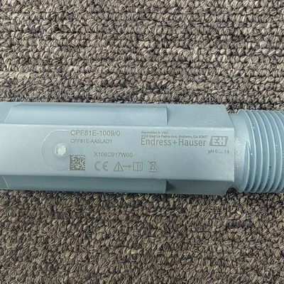 ENDRESS HAUSER CPF81E Sensore di pH Materiale elencato dalla FDA e certificazioni aggiuntive per il monitoraggio preciso dei processi