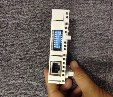 ABB RETA-01La serie R RETA-01 è un modulo di adattamento Ethernet a 1 porta che supporta due protocolli di comunicazione