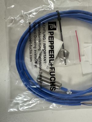 P&F NCB4-12GM40-N0 Sensore induttivo con alloggiamento e terminali in plastica 1 Prodotto di connessione di uscita