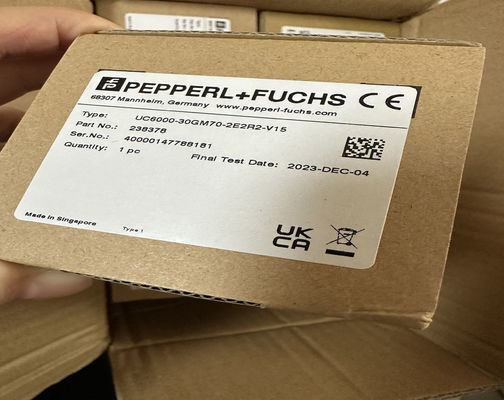 P&F UC6000-30GM70-2E2R2-V15 Sensore ad ultrasuoni
