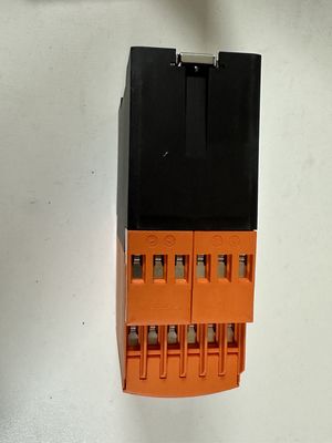 Unità di valutazione monitoraggio velocità IFM DD2503 con campo di misura -100...600 °C e assorbimento di corrente 3000