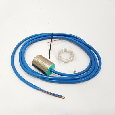 P&F NJ10-30GM-N Sensore induttivo 0... 20 mA corrente e 0... 200 Hz frequenza di commutazione per applicazioni industriali