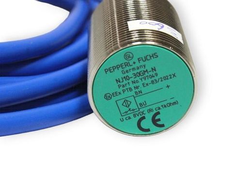P&F NJ10-30GM-N Sensore induttivo 0... 20 mA corrente e 0... 200 Hz frequenza di commutazione per applicazioni industriali