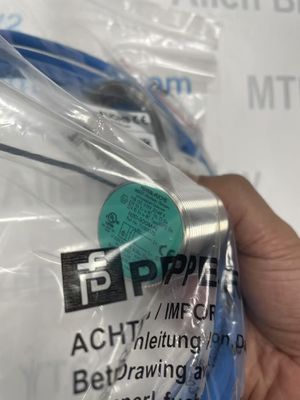 P&F NJ10-30GM-N Sensore induttivo 0... 20 mA corrente e 0... 200 Hz frequenza di commutazione per applicazioni industriali