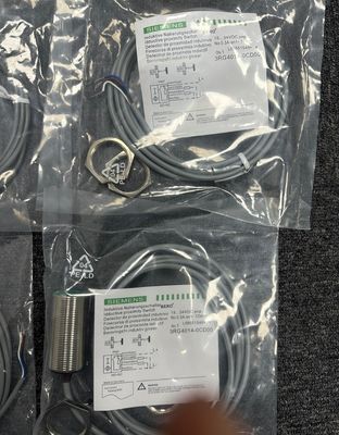 Siemens 3RG4014-0CD00 Interruttore di induzione con protezione IP66/67 contro l'ingresso e span di misurazione massimo di 1300 mbar 522 inH2O
