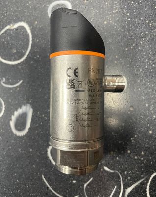 Sensore di pressione IFM con display PN2070 con giunzione di riferimento ceramica, standard Sdci IEC 61131-9