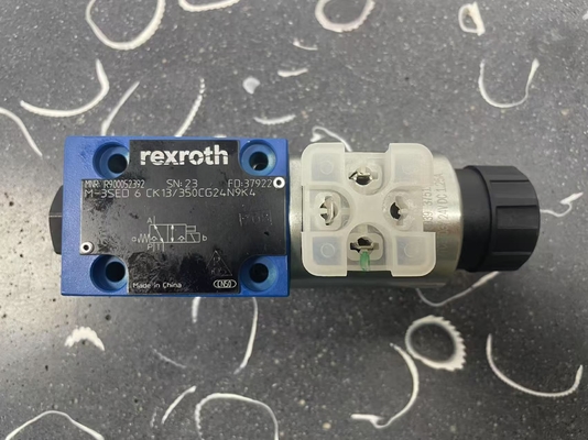 Bosch Rexroth R900052392 Valvola a tubo corto direzionale BSW000R Strategia di lisciamento Filtro a basso passaggio e curva S