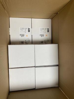 Posizionatore ABB V18345 con uscita 4-20mA, grado di protezione IP67