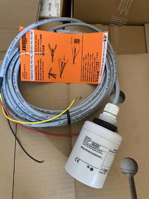 Endress Hauser FDU91 - RG2AA è una sonda di livello ultrasonico