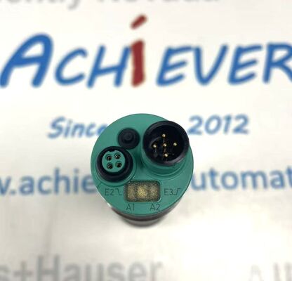 Pepperl+Fuchs UCC1000-30GM-IUR2-V15 Sensore a ultrasuoni