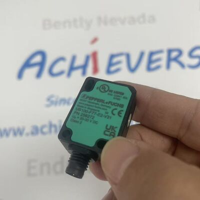 Sensore di rilevamento diretto a ultrasuoni  UB100-F77-E2-V31