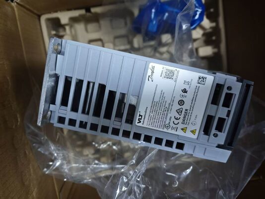 Danfoss FC-302 VLT AutomationDrive Inverter di Frequenza