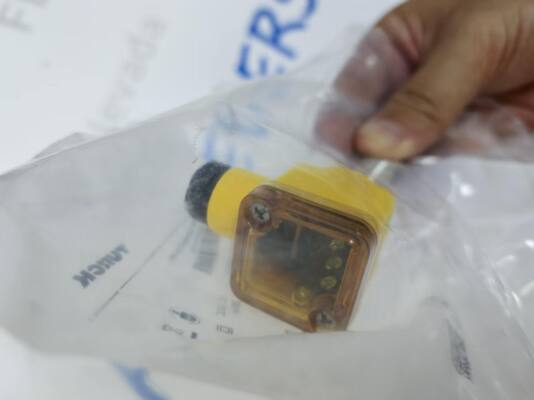 Sensore induttivo Turck BI15U-EM30WD-AP6X-H1141