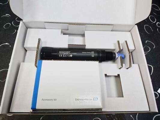 Sensore di ossigeno disciolto Endress+Hauser COS51E